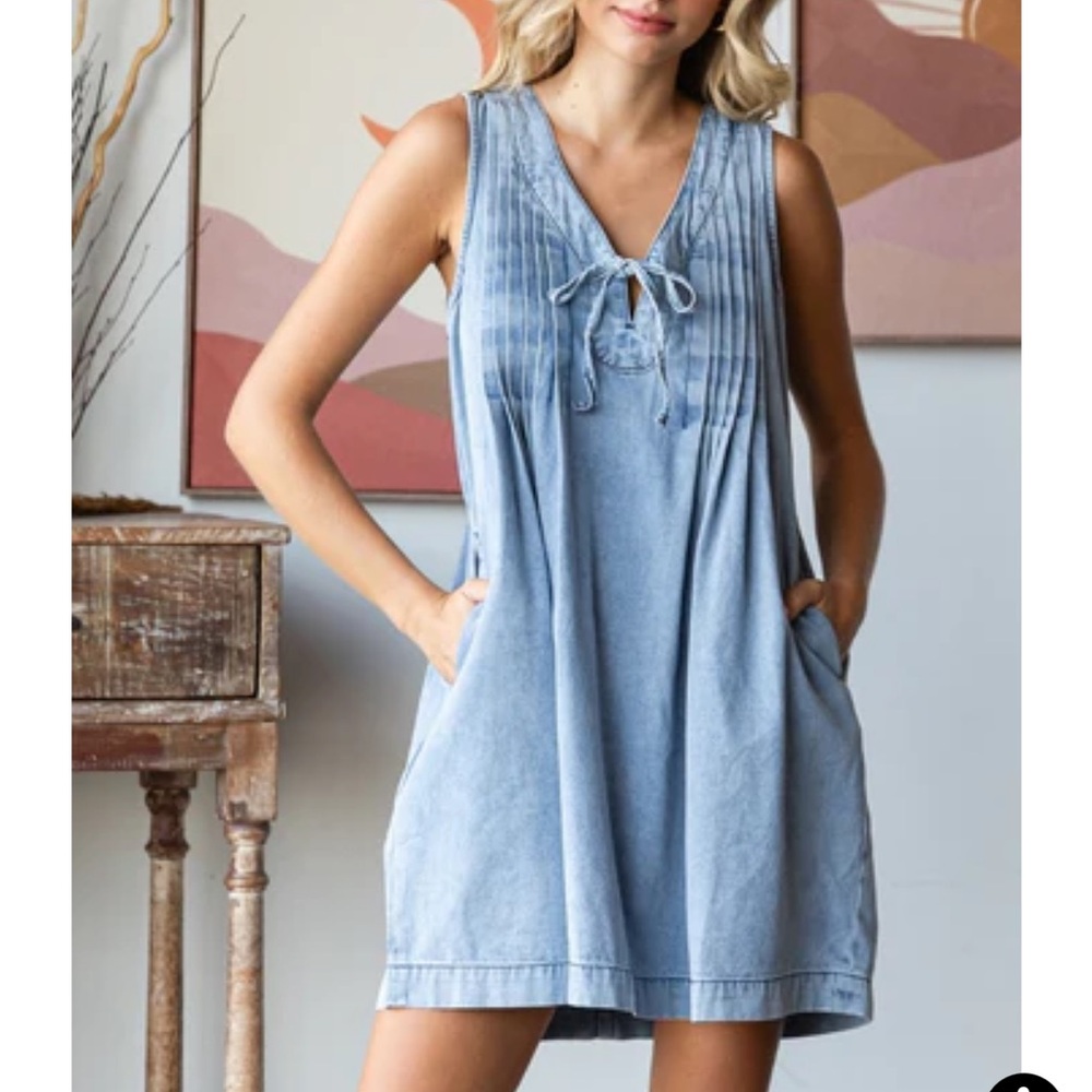 NEW Vervet pleated denim dress